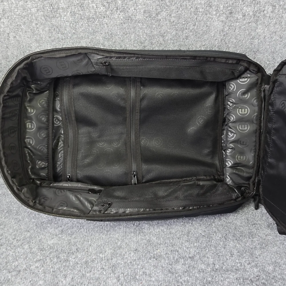 TravisMathew Lateral Backpack TMB107 Black NWT - Padded 16